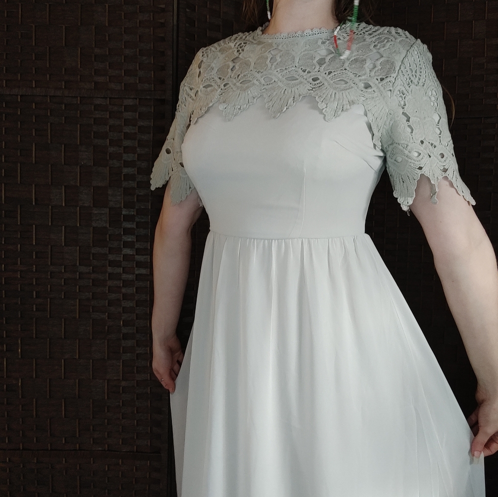 NWT ROOLEE Fiona Lace dress in grey cottagecore